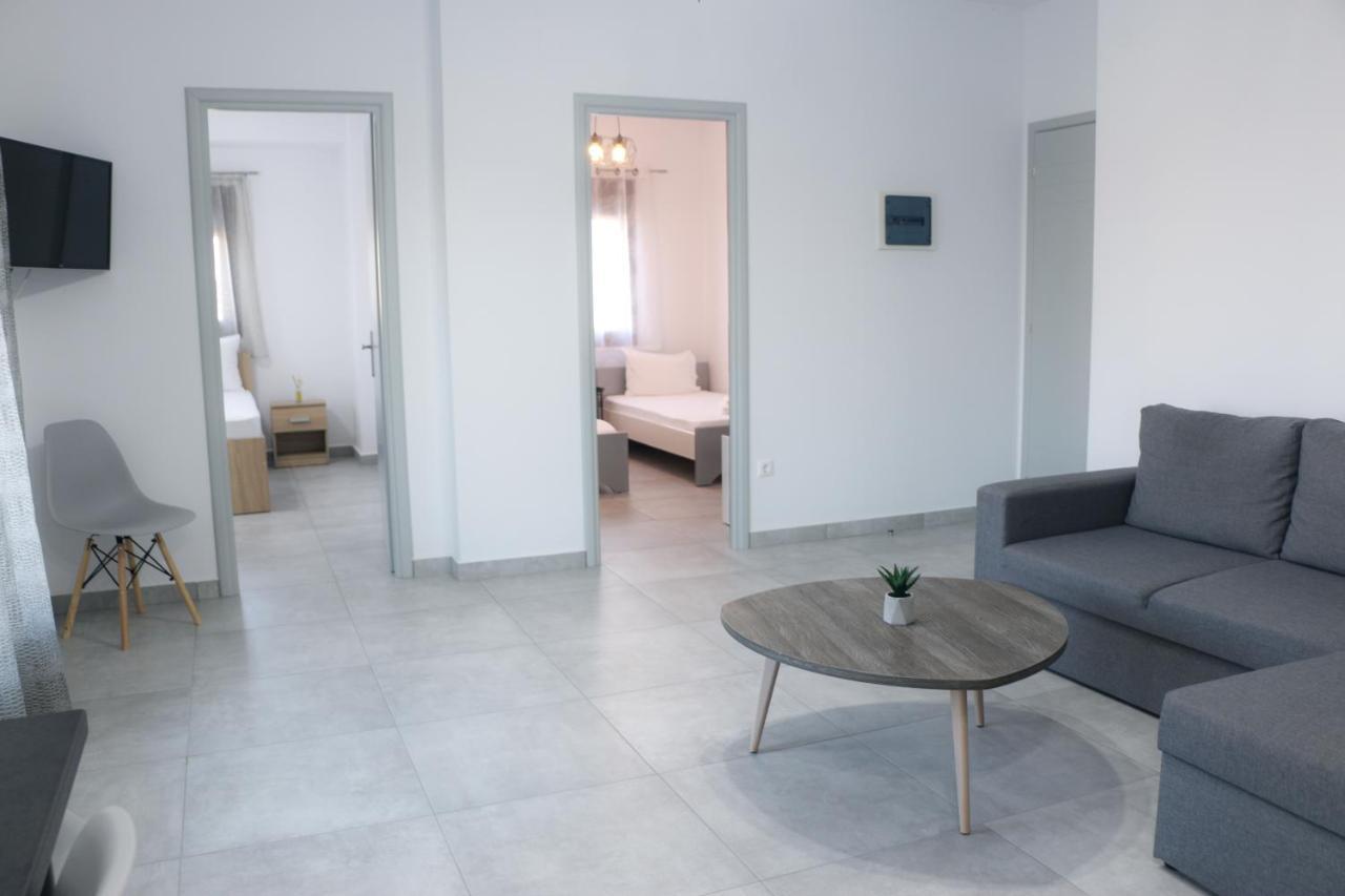 Milias Apartment'S Ierissos Bagian luar foto